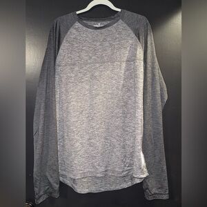 American Eagle Outfitters Two-Tone Gray Long Sleeve Tee
